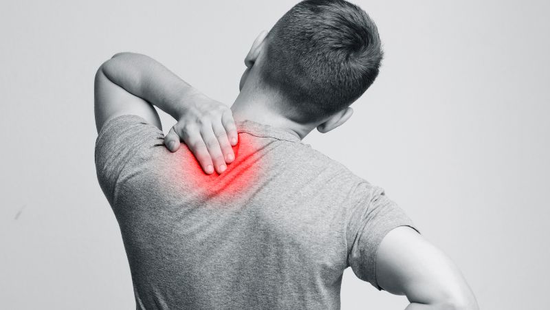 Nguyên nhân gây ra tình trạng đau cột sống trên thắt lưng